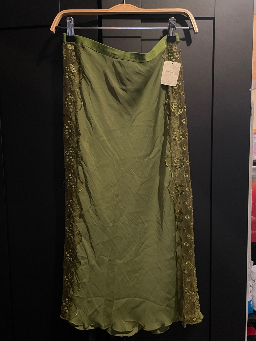 FREE PEOPLE | NWT Green Satin/Lace Skirt